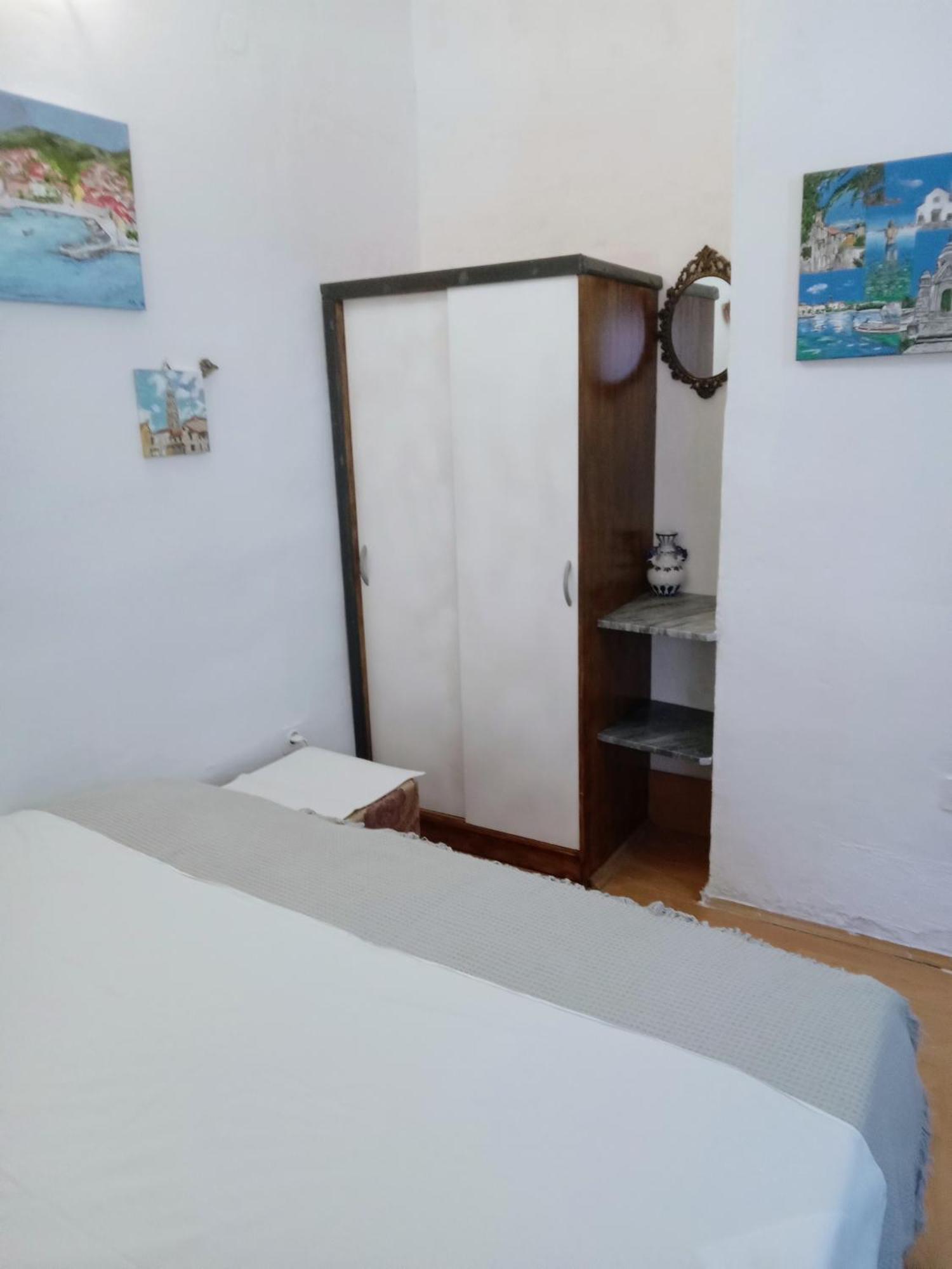 Apartment Ma'Re Supetar Eksteriør billede
